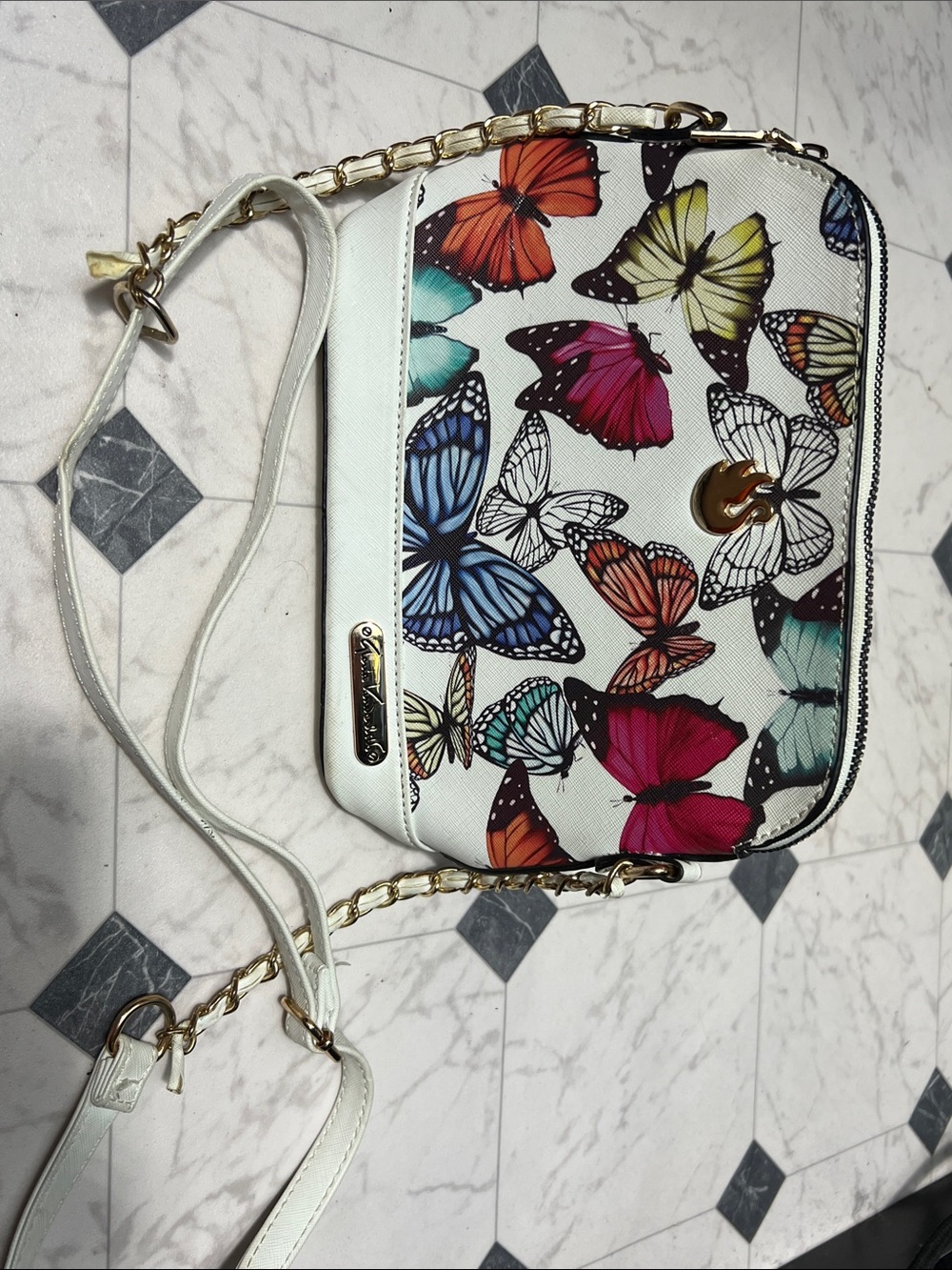 Gloria Vanderbilt White Crossbody with Multicolor Butterfly Print